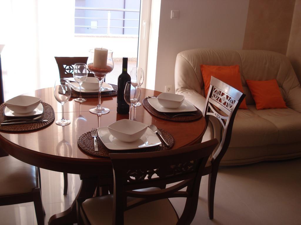 Apartments Villa Residenca Novi Vinodolski Room photo